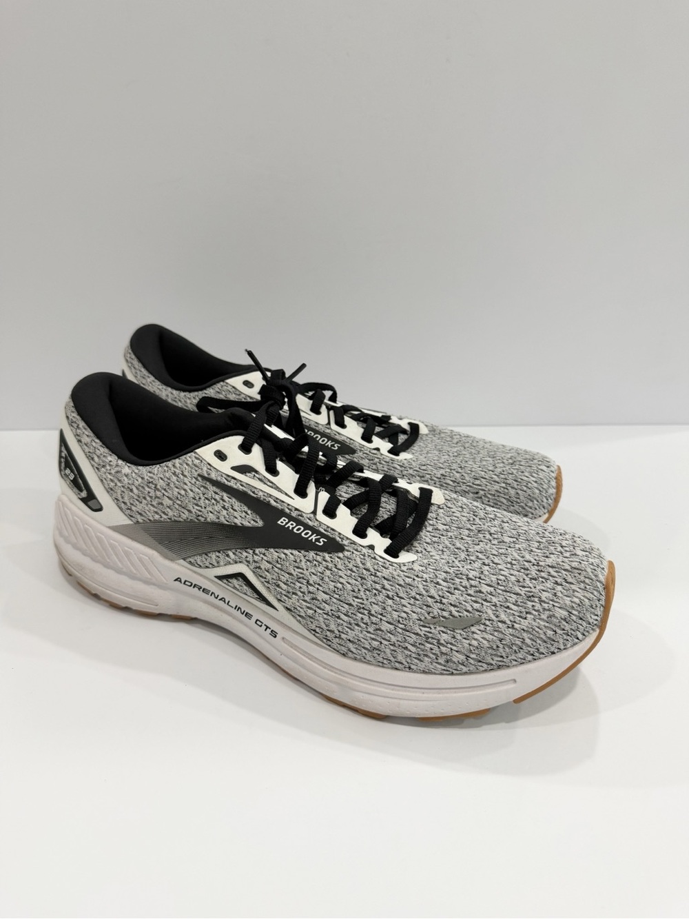 Brooks Adrenaline GTS 23 Men’s Shoes